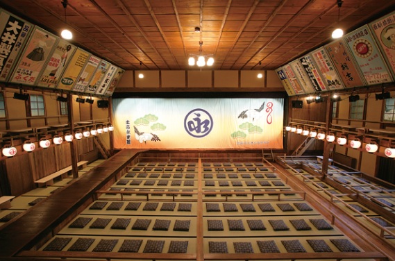 大ヒット映画のロケ地・永楽館と出石そぞろ歩き