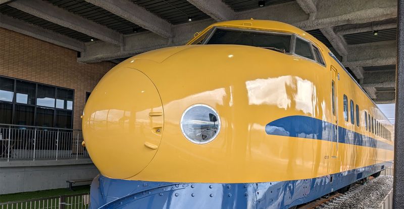 【大人1人+子供2人】人気のドクターイエロー見学とちょっと羽咋の宇宙まで